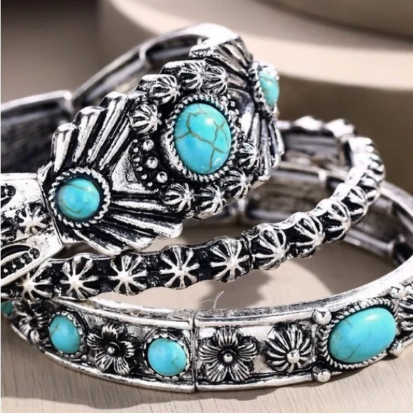 Turquoise Western Triple Strand Stretch Bracelet NWT - Picture 1 of 7